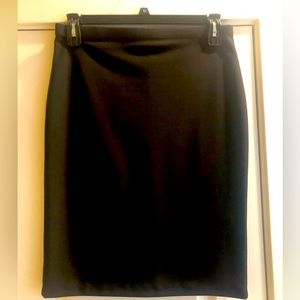 Vince Camuto black pencil skirt